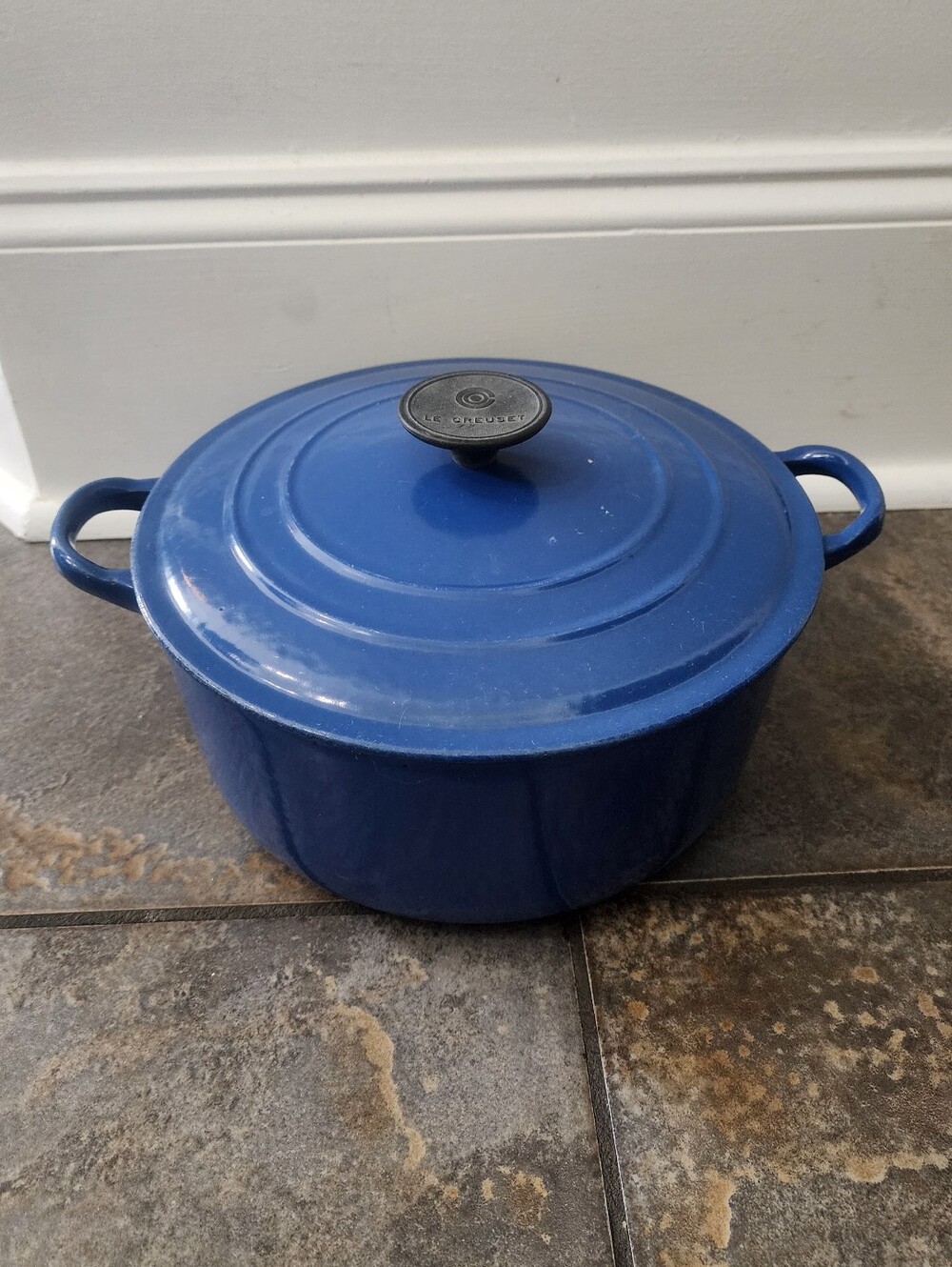 Vintage Le Creuset France Blue "E" 4.5 Quart Enameled Ribbed Dutch Oven Pot